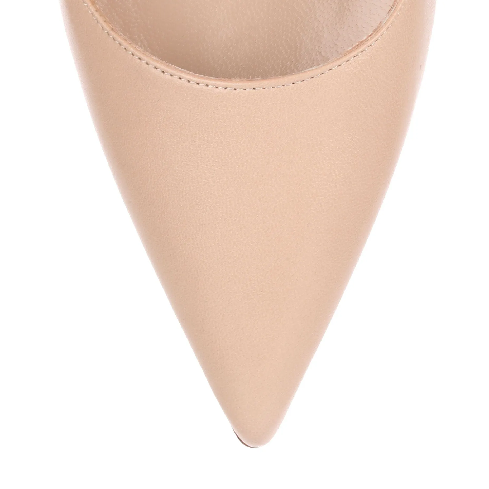 BB70 nude leather pump