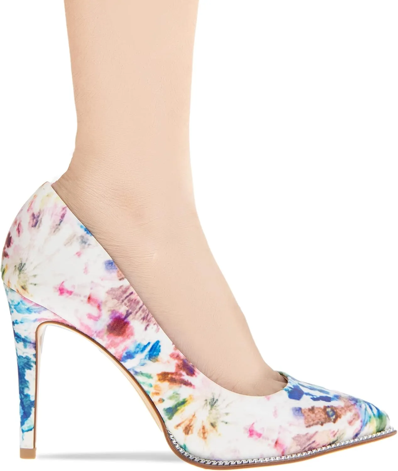 BCBGeneration Women's Harnoy Pump