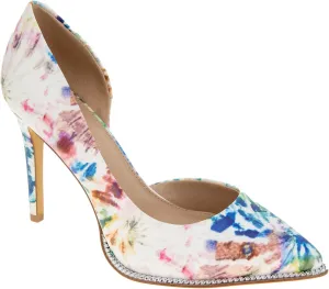 BCBGeneration Women's Harnoy Pump