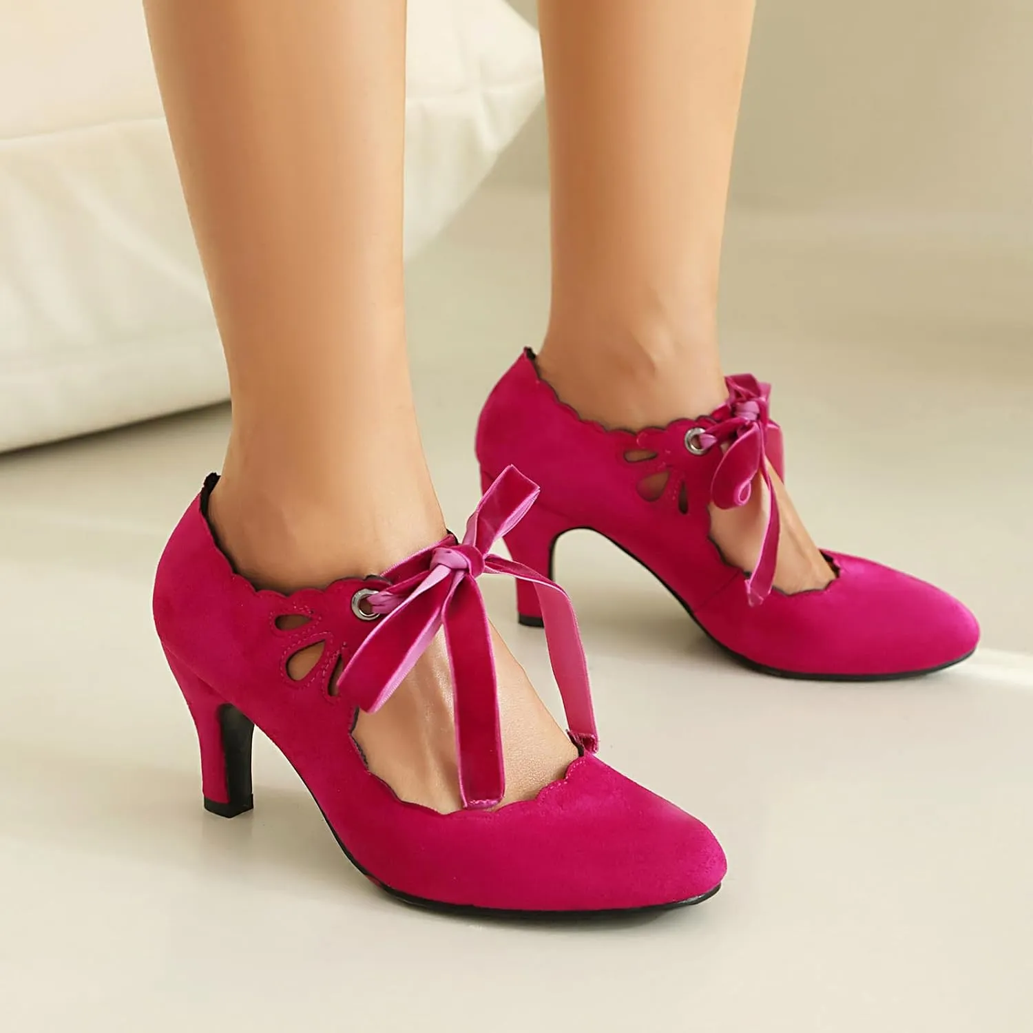 Elerhythm Women's Mary Jane Vintage Lace Up Teardrop Cut Out Close Round Toe 1920s Gatsby Heels Retro 1950s Victorian Pumps Suede Shoes