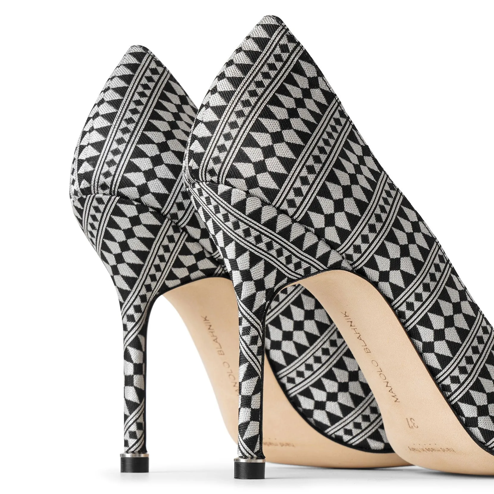 Hangisi 105 silver jacquard pumps