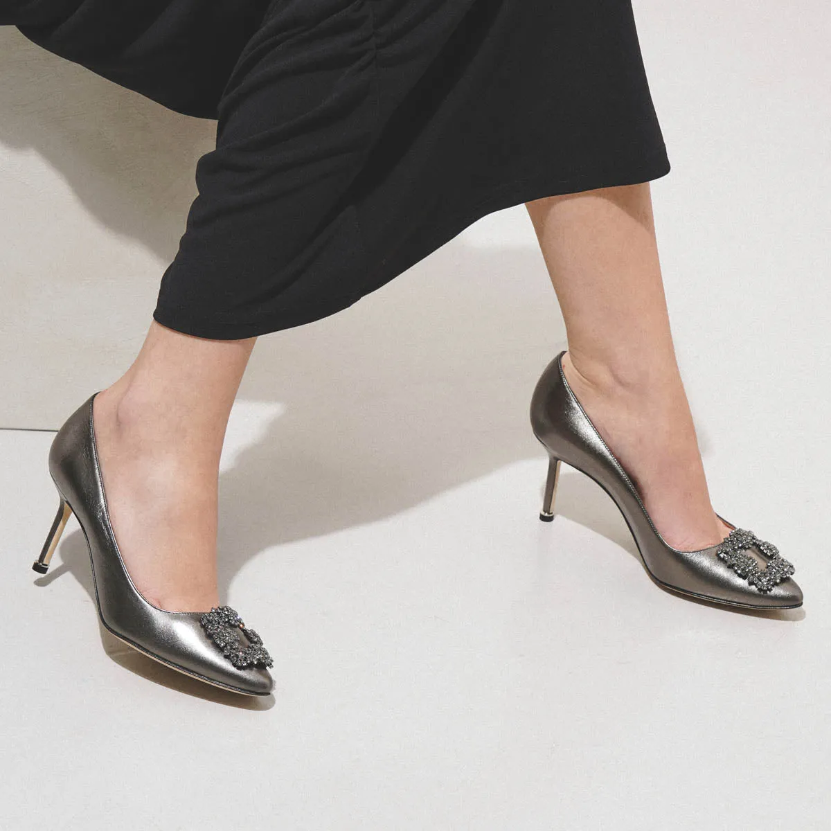 Hangisi 70 dark grey metallic nappa pumps