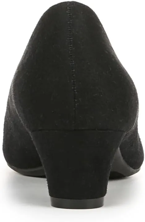 LifeStride Women's Classic Pump