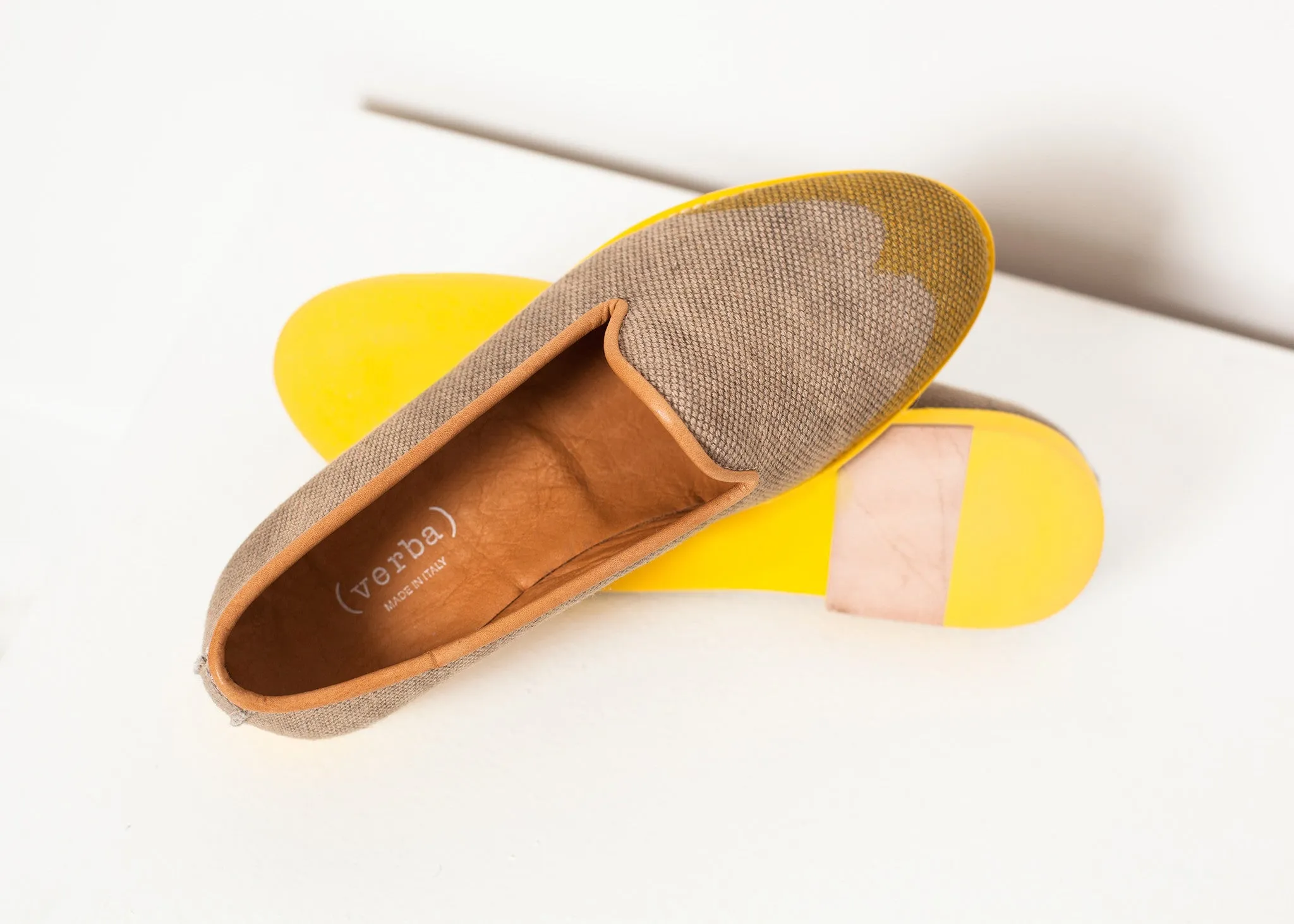 Loafer Wide range Wingtip in Limited access Yellow