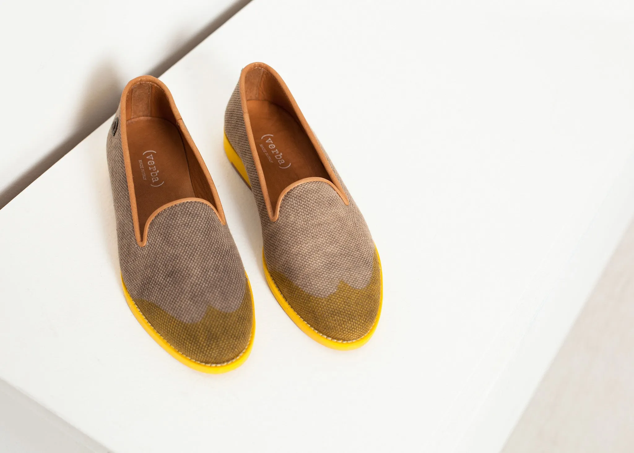 Loafer Wide range Wingtip in Limited access Yellow