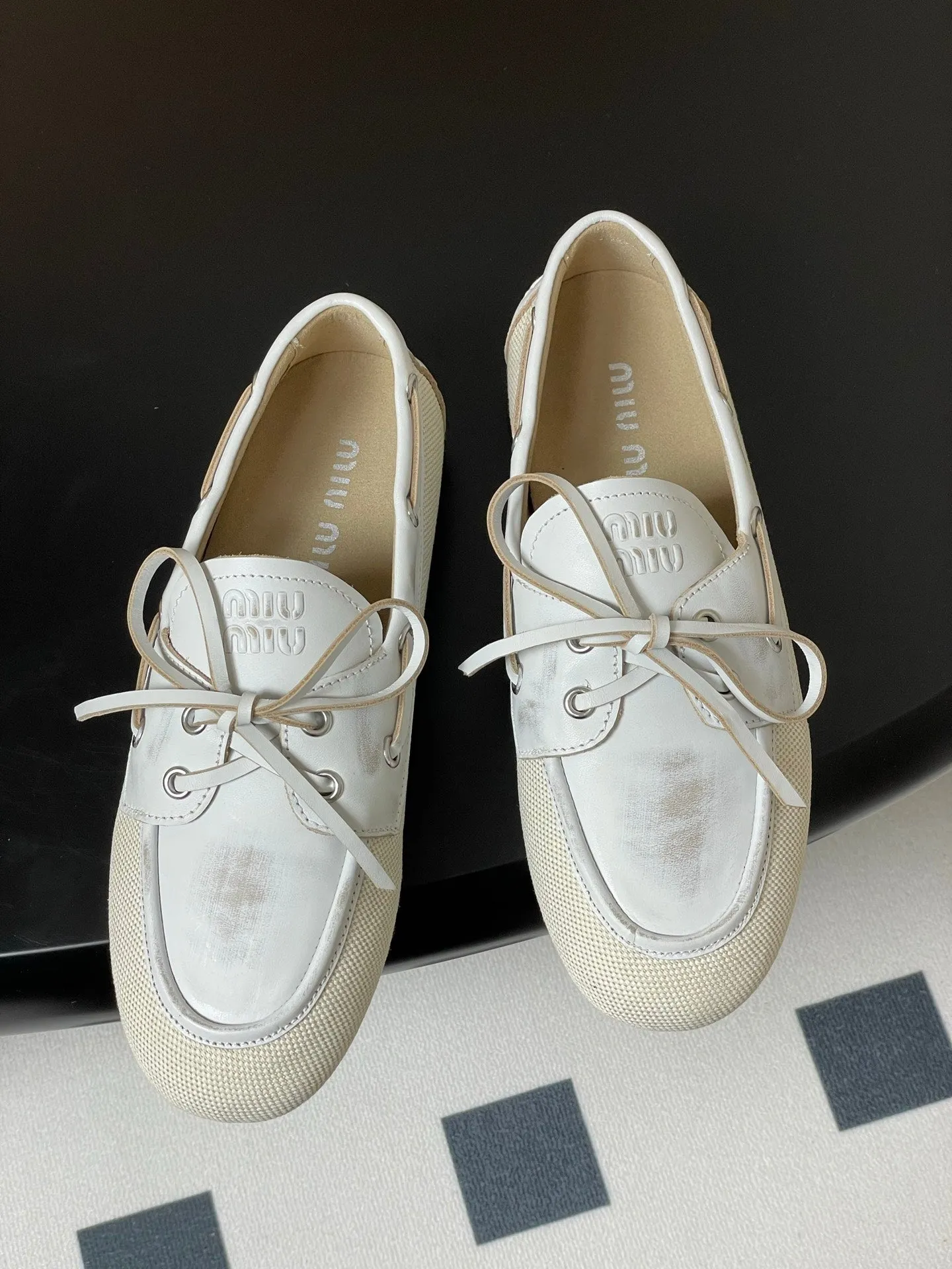 Miumiu White canvas leather loafer 227139