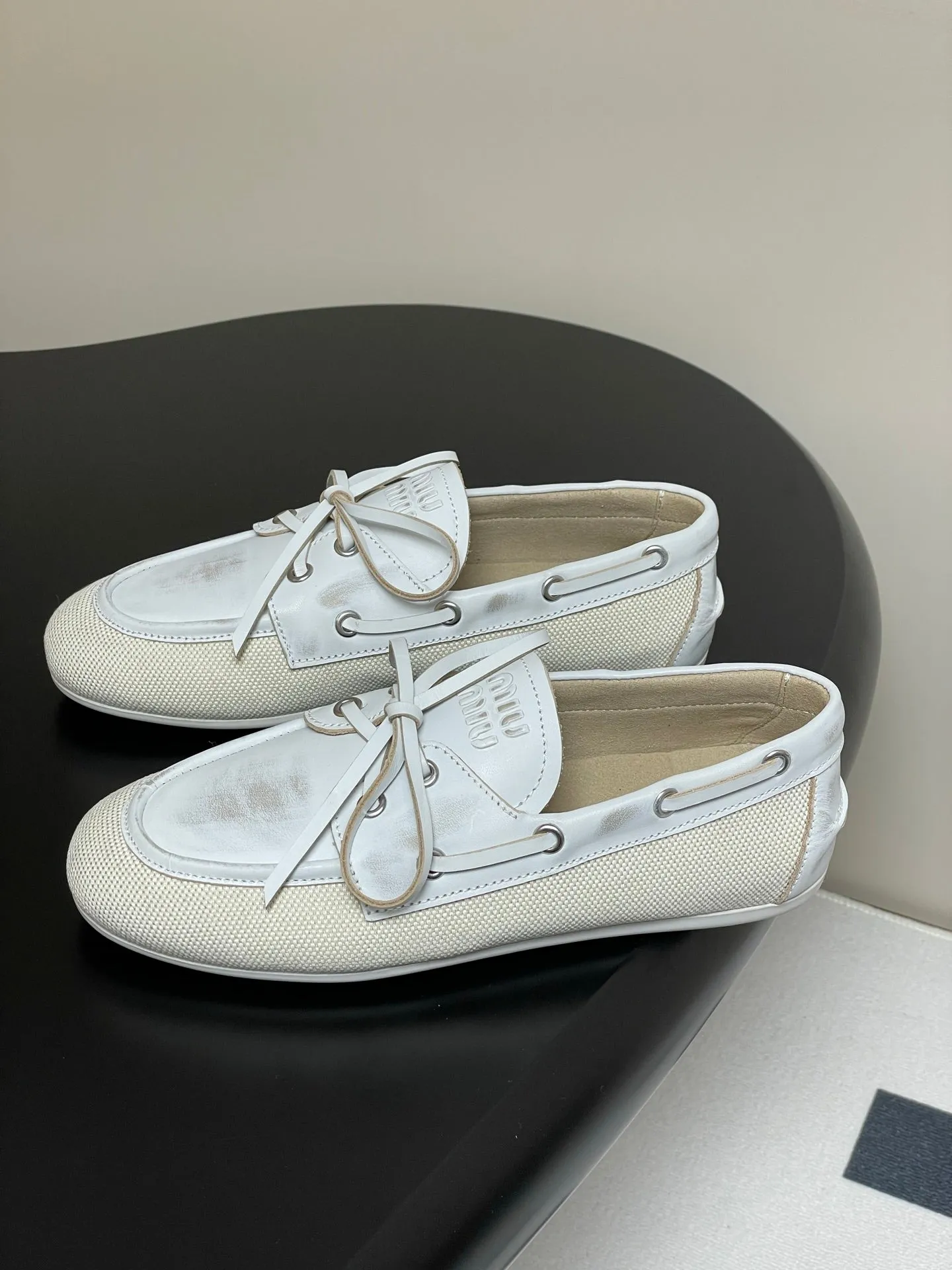 Miumiu White canvas leather loafer 227139
