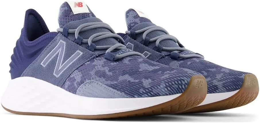 New Balance Men's Fresh Foam Roav V1 Sneaker, Black, 9-11