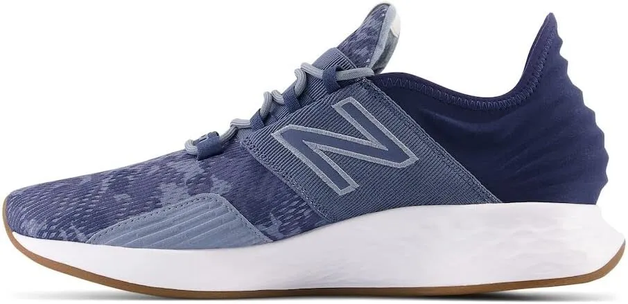 New Balance Men's Fresh Foam Roav V1 Sneaker, Black, 9-11