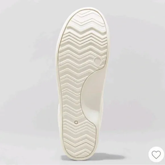 New Mad Love Kasandra Women's Canvas Sneakers Slip On White