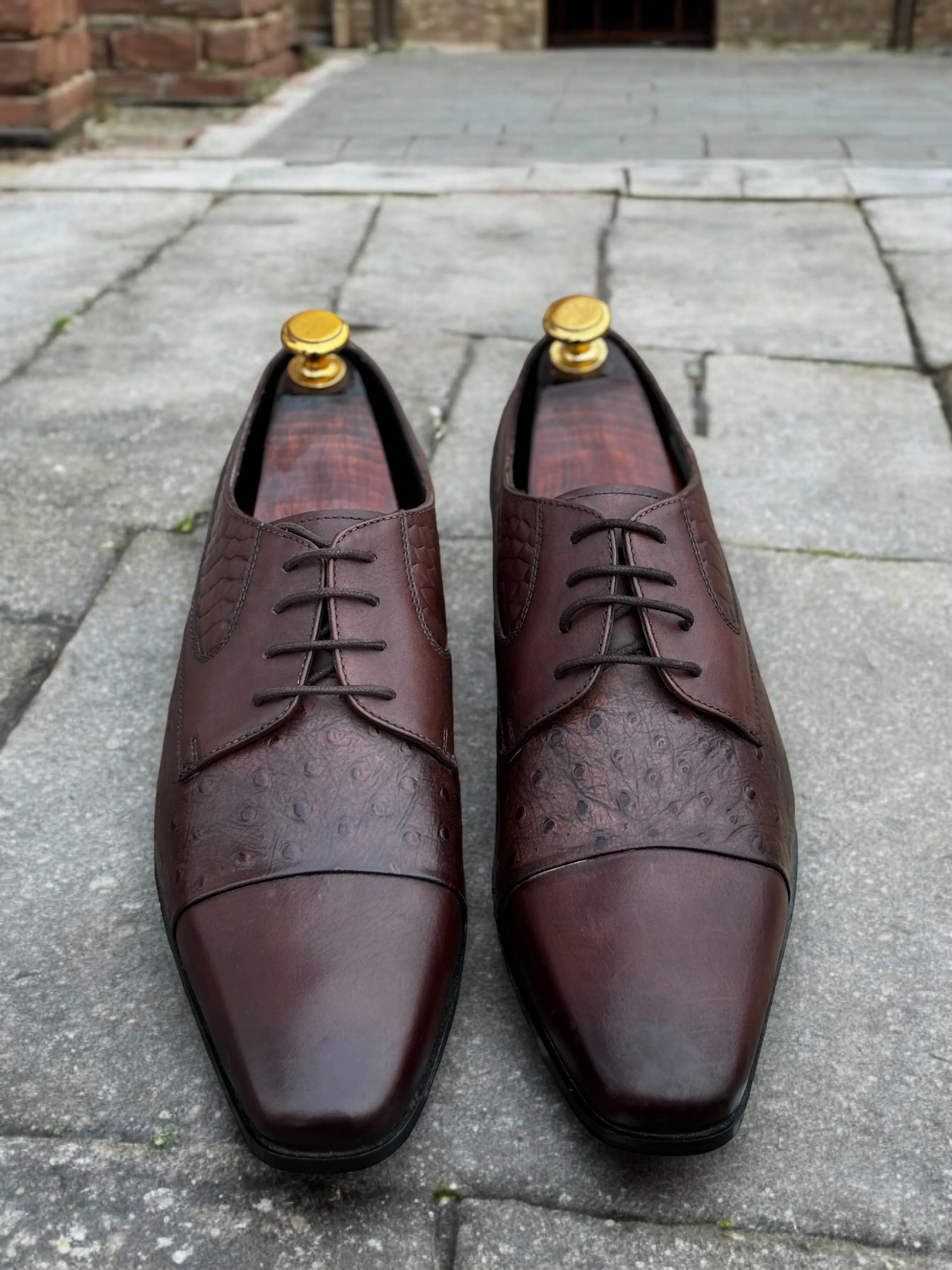 Regal Thorn — Embossed Leather Oxford