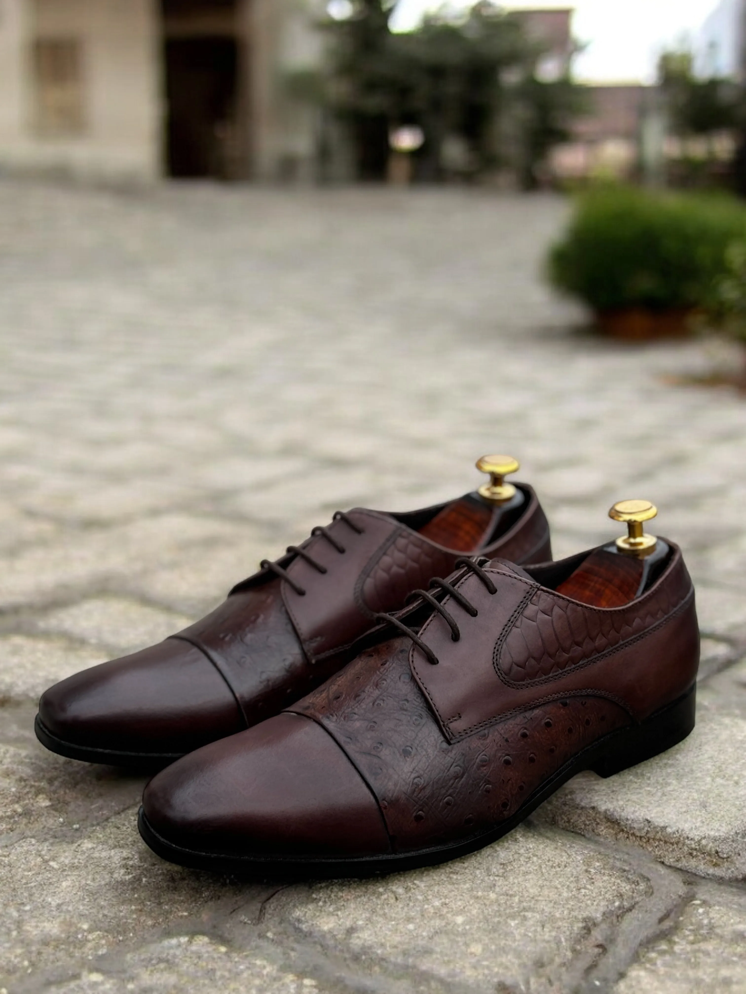 Regal Thorn — Embossed Leather Oxford