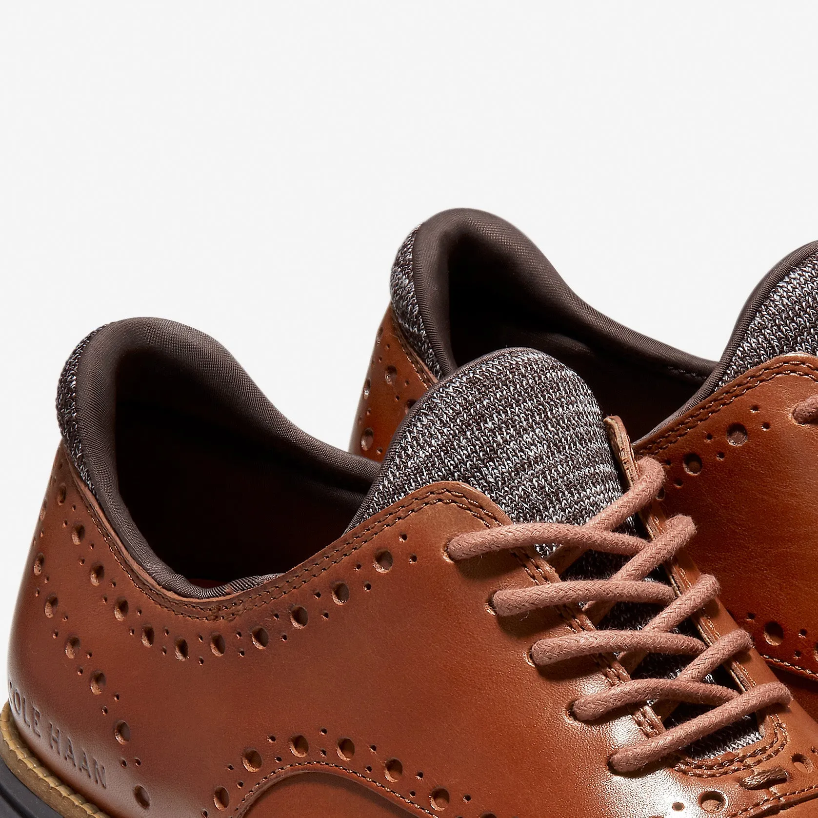 ØriginalGrand Ultra Wingtip Oxford Men's